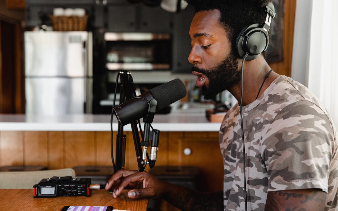 5 Basic Audio Effects Every Vocalist Should Know 2023